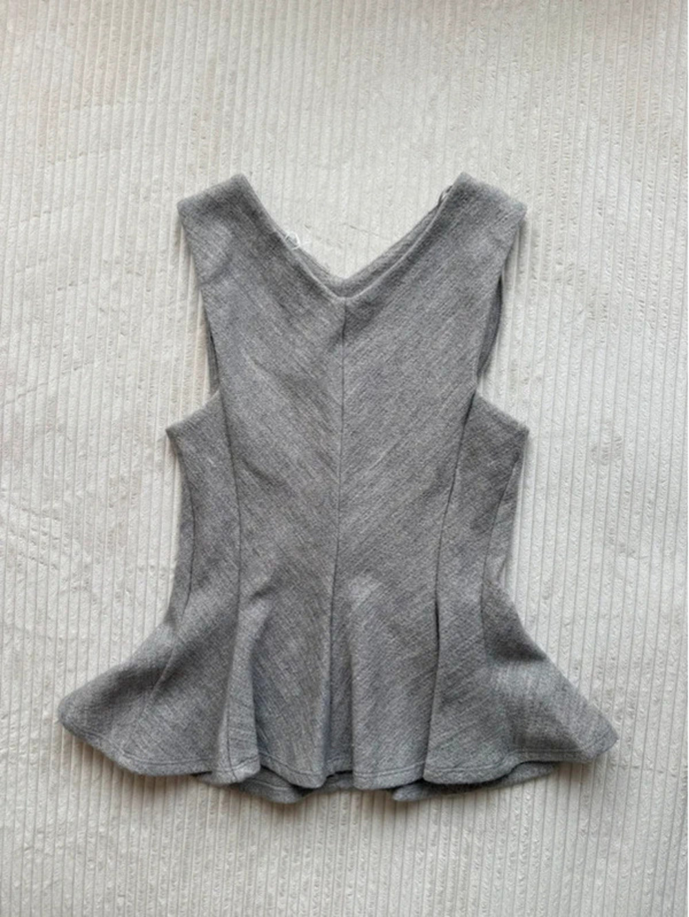 Zara Women’s Sleeveless Peplum Top - Picture 5 of 7